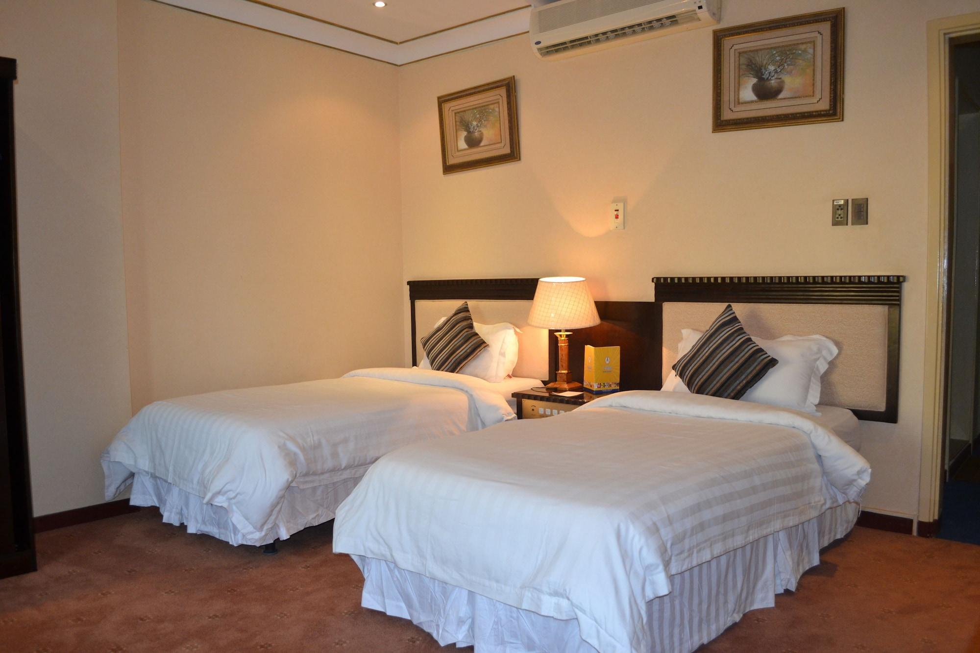 Bilqase Throne Hotel Dammam Bagian luar foto