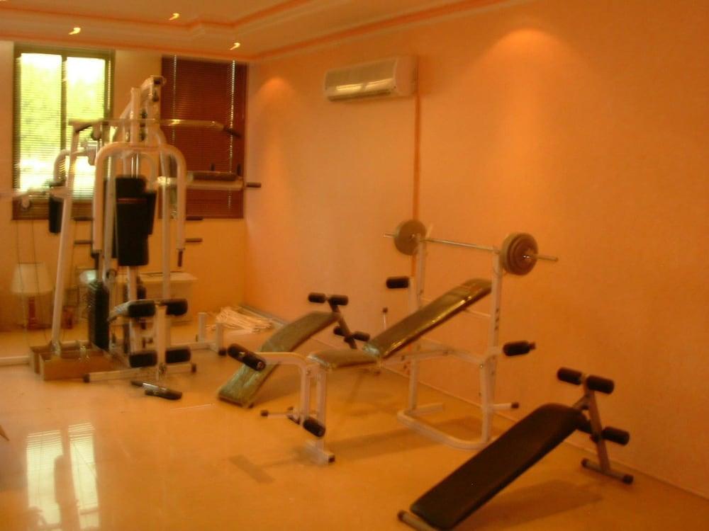 Bilqase Throne Hotel Dammam Bagian luar foto